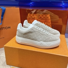 Louis Vuitton Low Shoes